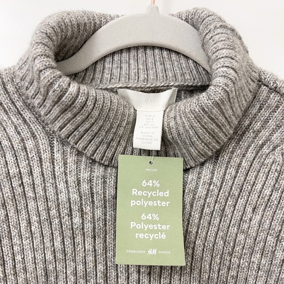 *NWT* H&M Knit Sweater - Picture 5 of 5